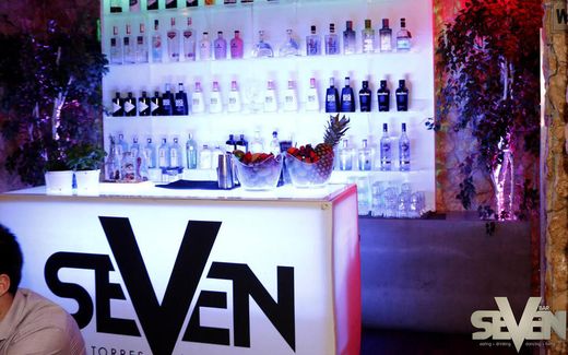 Seven Bar