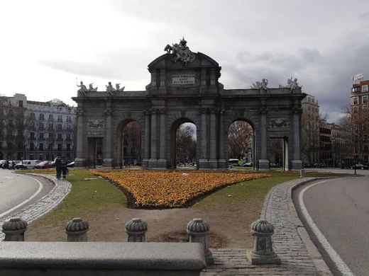 Puerta de Alcalá