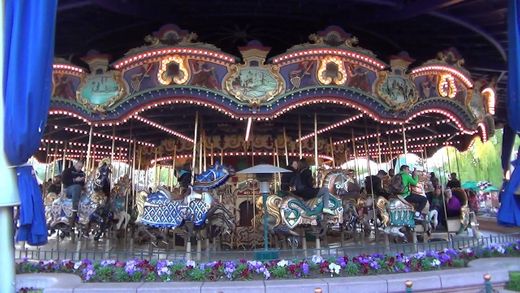 The Lancelot Carousel