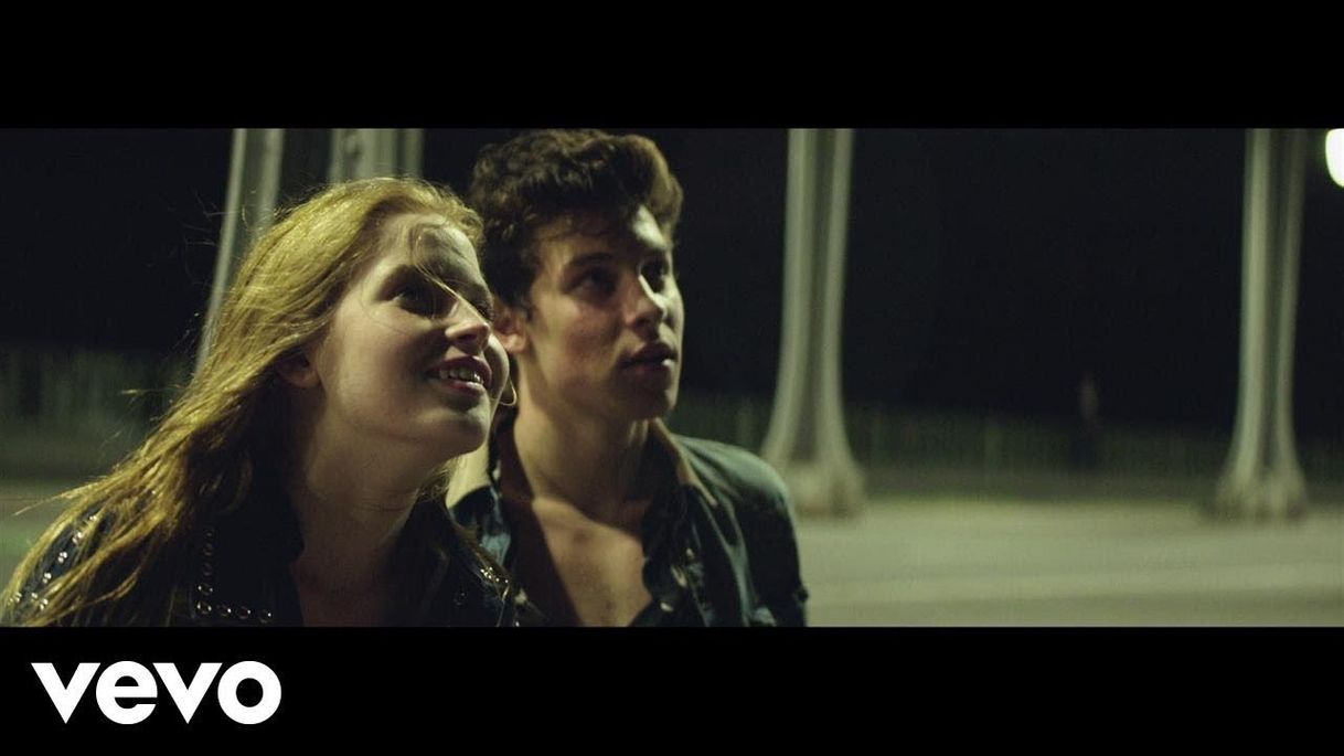 Canción Shawn Mendes - There's Nothing Holdin' Me Back - YouTube