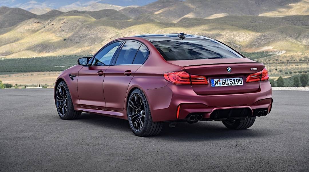 Moda BMW M5 2016