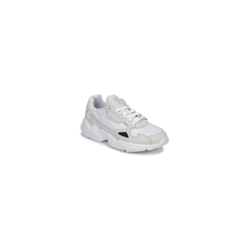 Social adidas Falcon