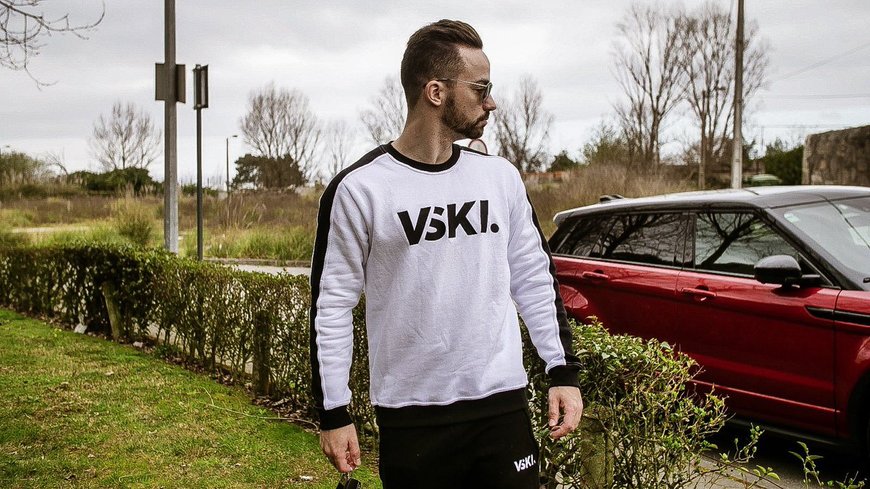 Social Tiagovski merch