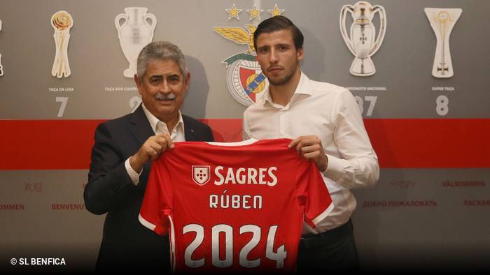 Rúben Dias (Defesa) 22 anos Portugal
