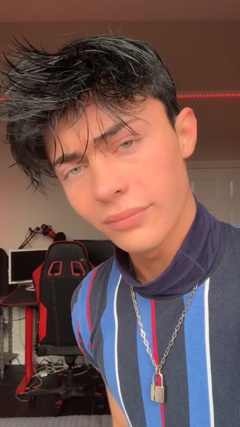 Nik🤤🤤