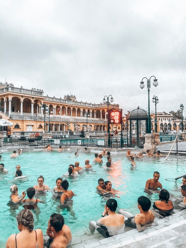 Place Széchenyi Thermal Bath