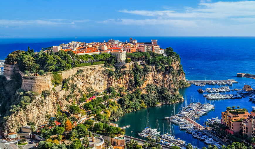 Uma paisagem muito linda do micro-estado (Monaco)