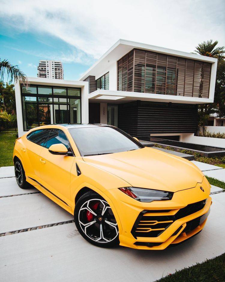 Moda Lamborghini Urus💛