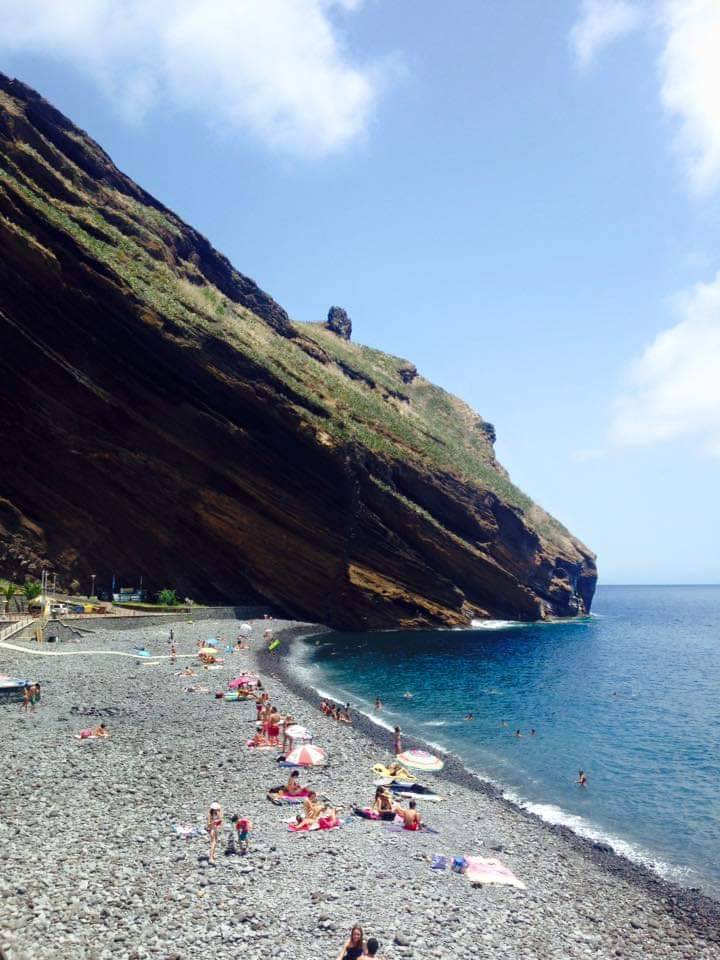 Lugar Praia do Garajau