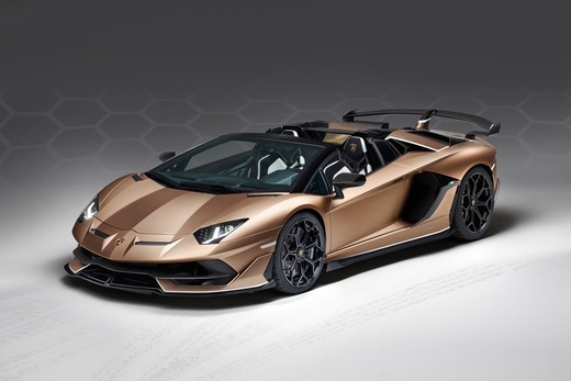 Lamborghini Aventador SVJ Roadster 