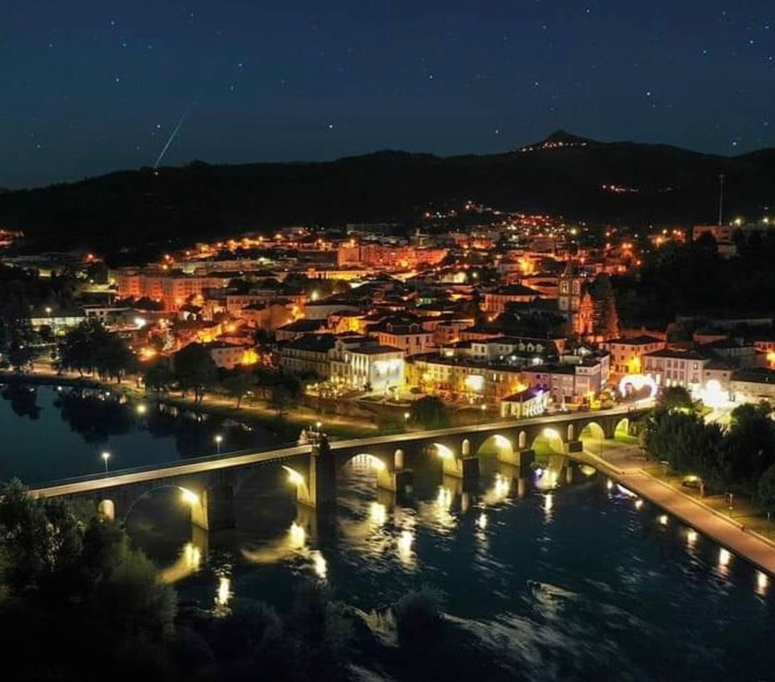 Lugar Ponte da Barca