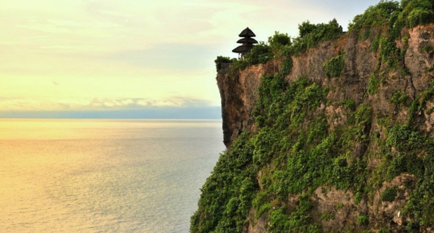 Lugar Uluwatu Temple