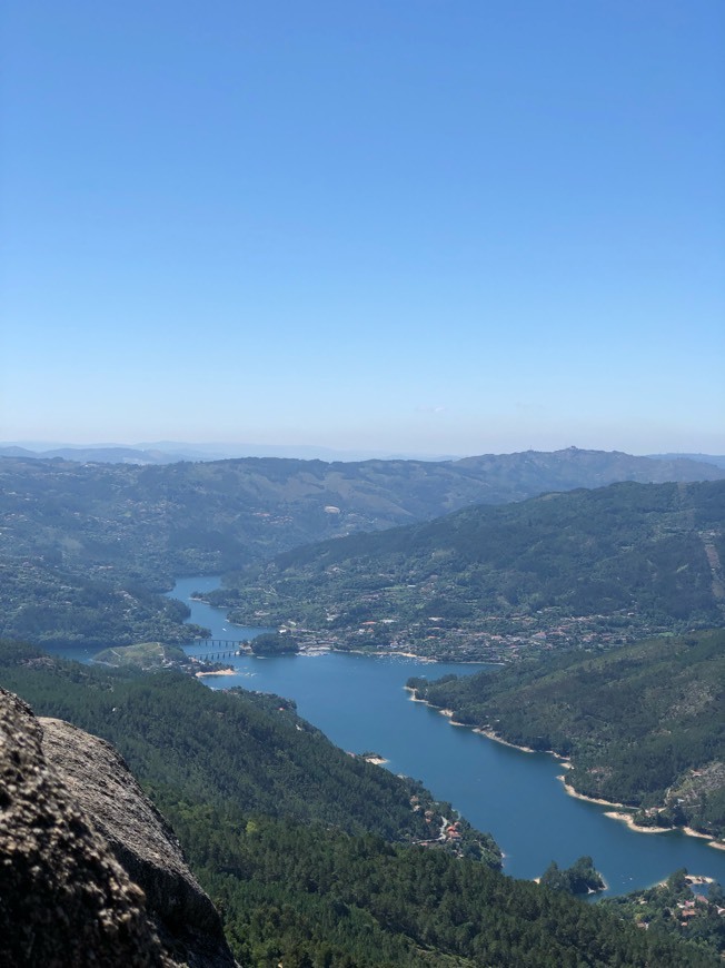 Place Miradouro da Pedra Bela