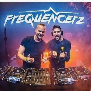 Frequencerz & Bass Chaserz - Renegades [OUT NOW] - YouTube