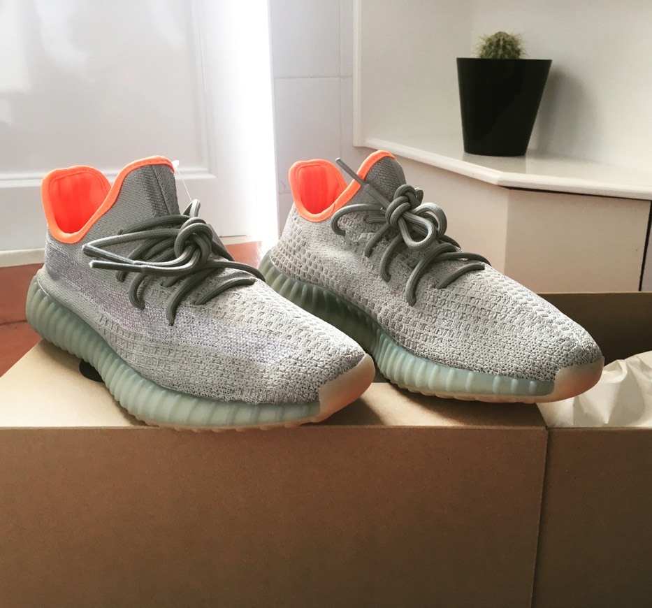 Product YEEZY 350 V2 “Desert Sage”