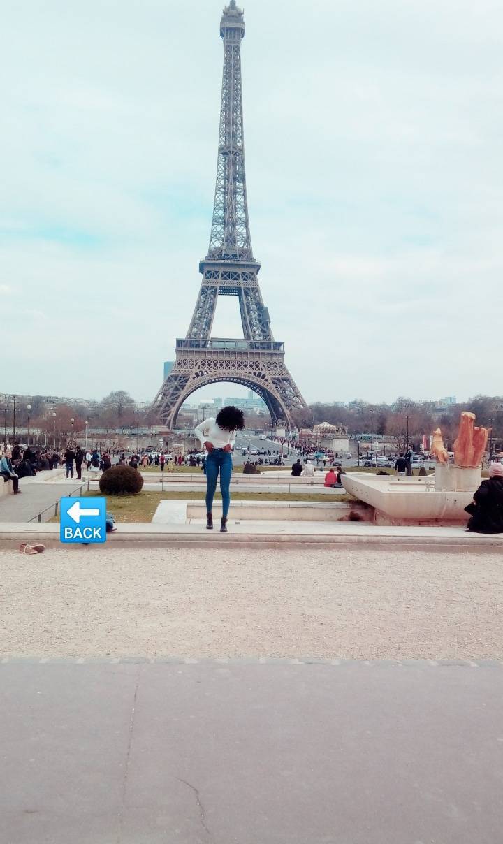 Place Tour Eiffel - Parc du Champ-de-Mars