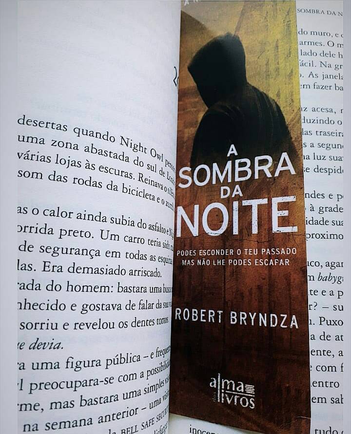 Libro A sombra da noite