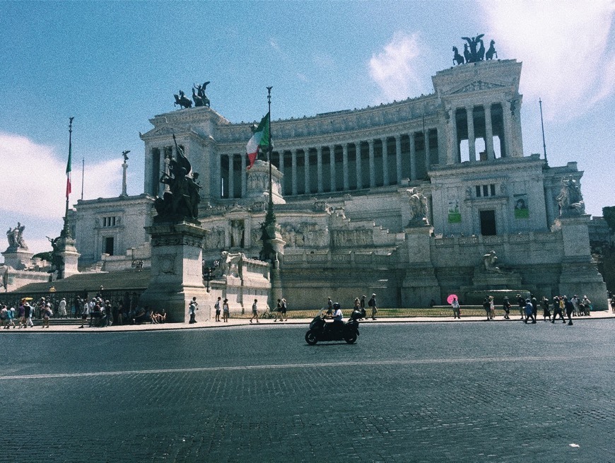 Place Piazza Venezia