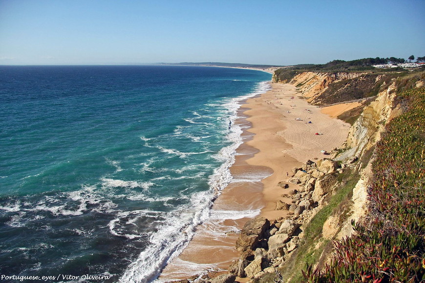 Lugar Praia das Bicas