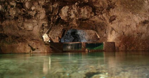 Lugar Grutas de São Vicente