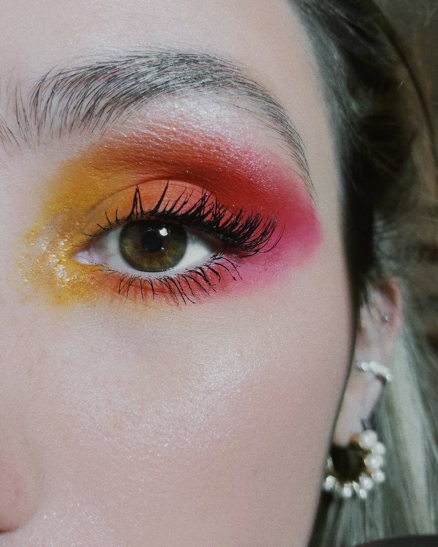 Fashion rainbow eyes - pink side