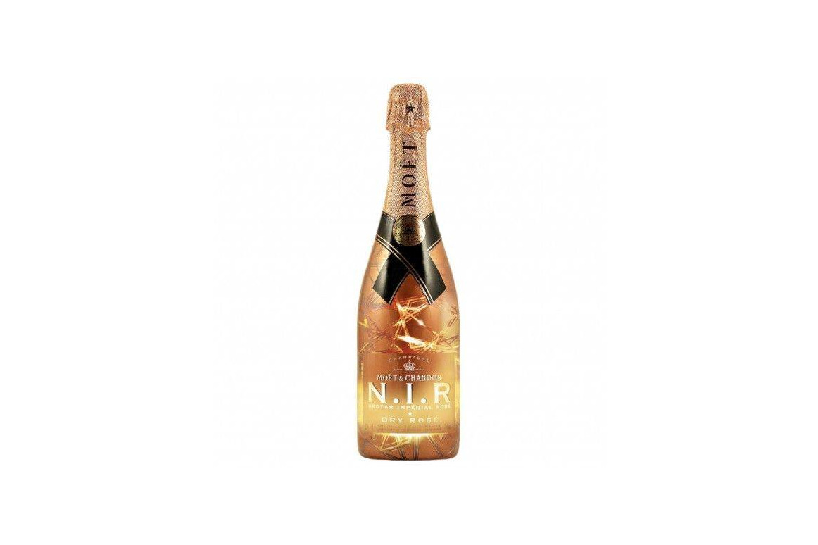 Social Champagne Moet Chandon Nectar Rose