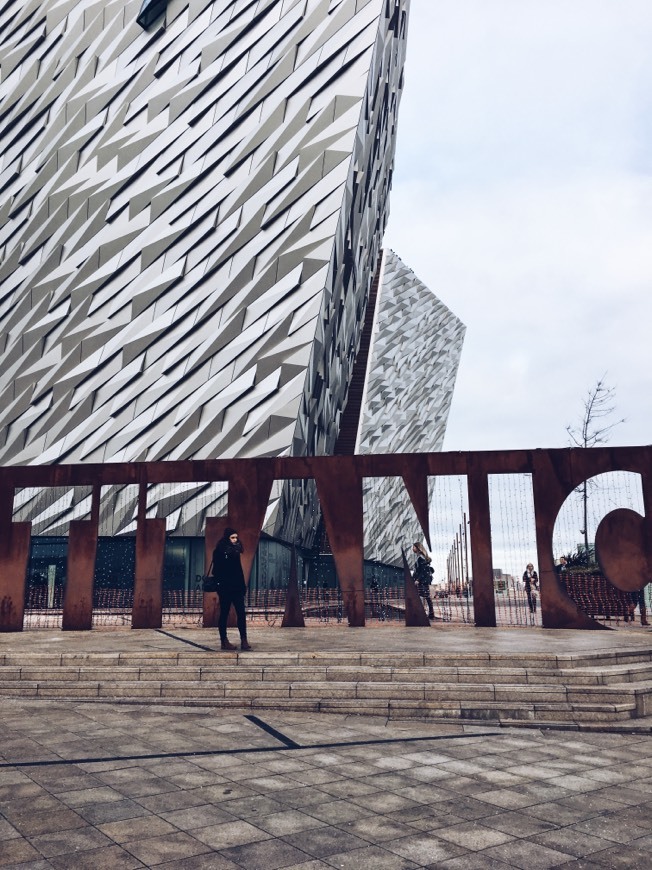 Lugar Titanic Belfast