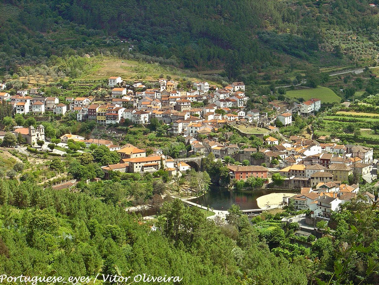 Lugar Avô