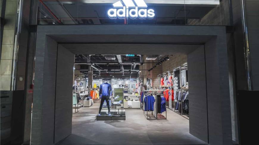 Place Adidas