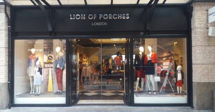 Place LION OF PORCHES