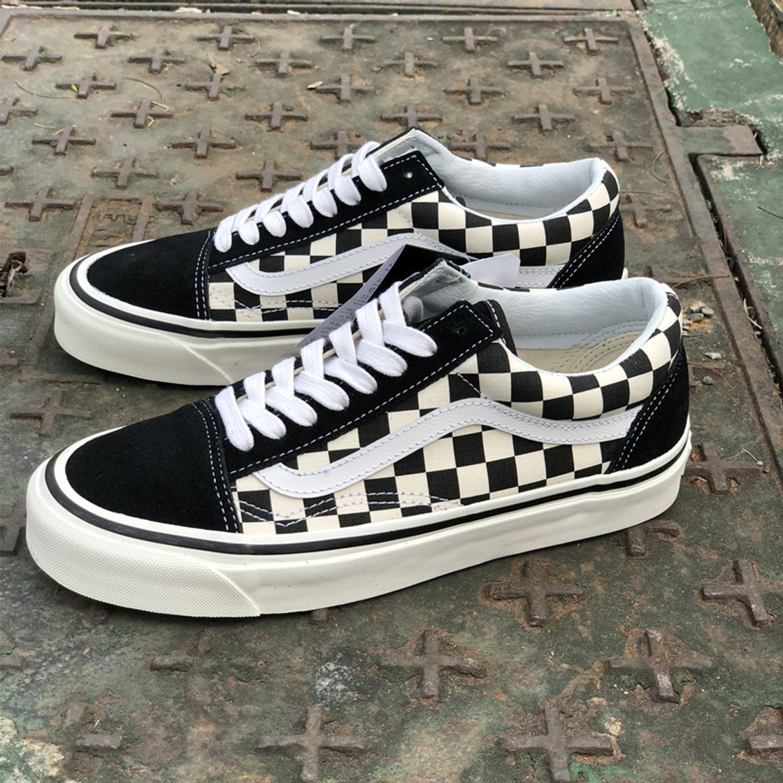 Producto vans chess board