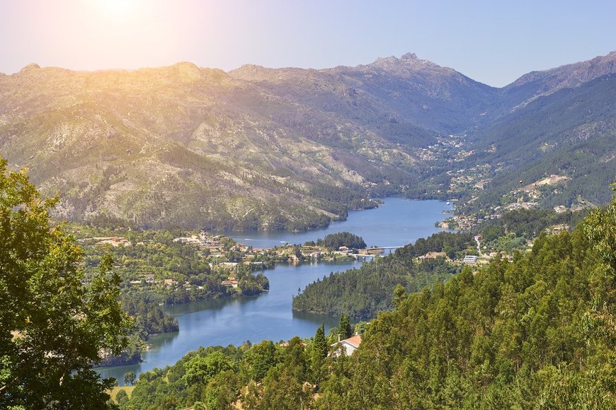 Place R. Peneda do Gerês