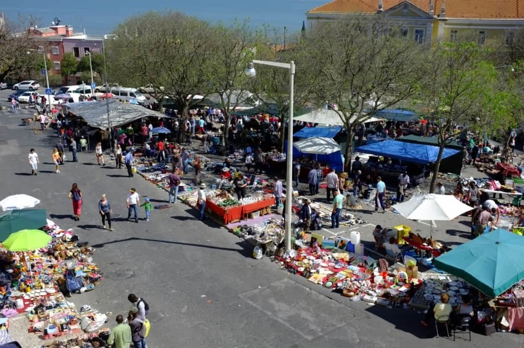 Lugar Feira da Ladra