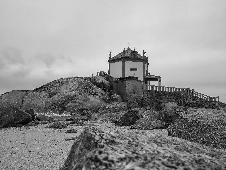 Lugar Senhor da Pedra beach