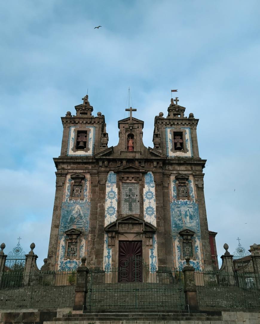 Lugar Iglesia de San Ildefonso