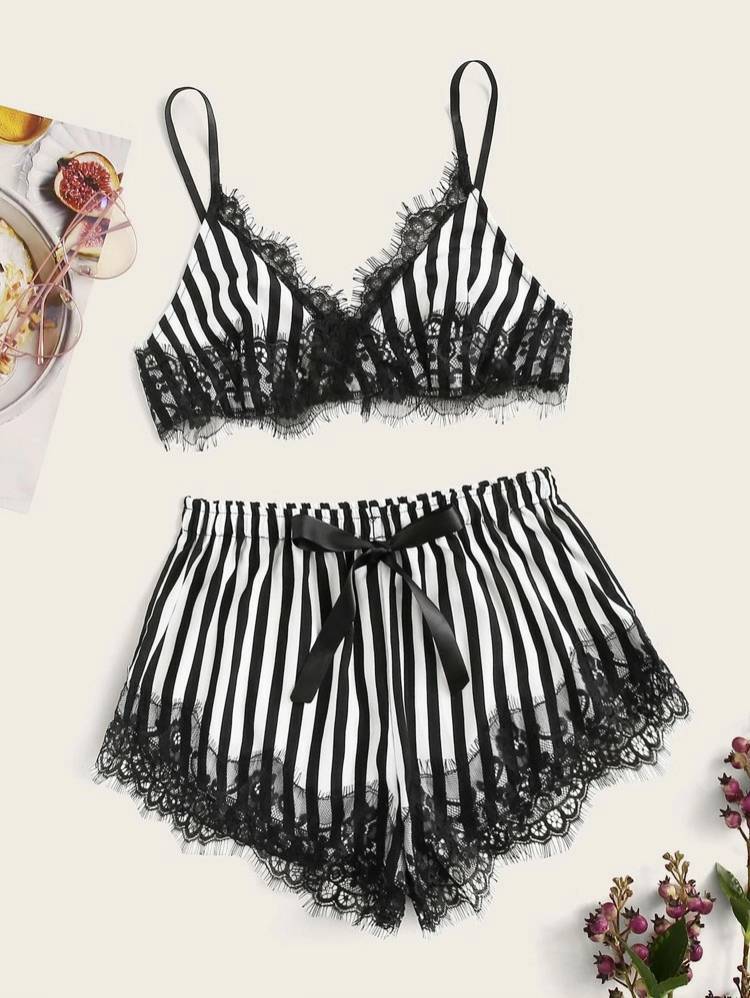 Moda Lingerie preto e branco "contraste" 👙