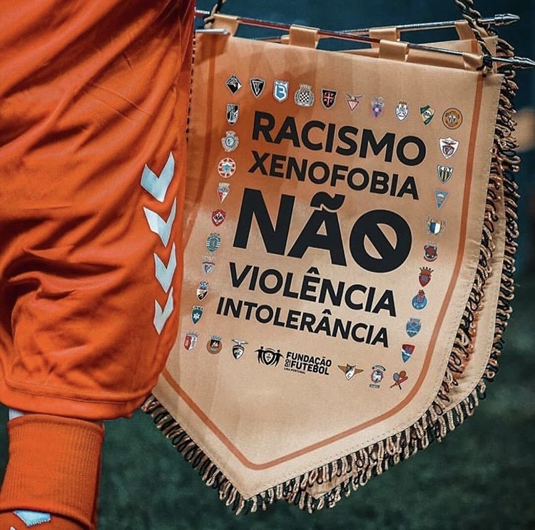 Fashion O Futebol Português diz NÃO ao Racismo, Xenofobia, Violência