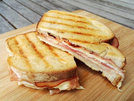 Tosta Mista de Bacon