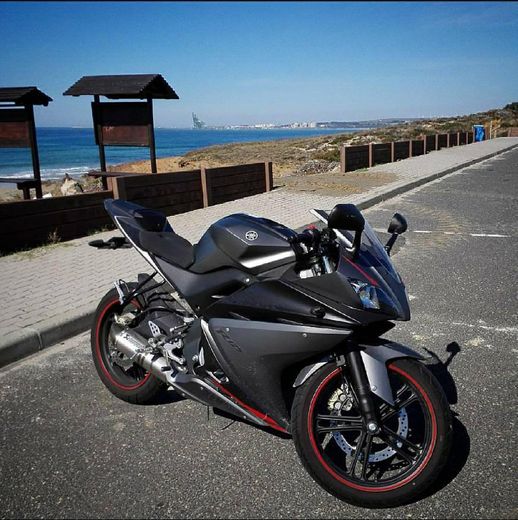 Yamaha YZF-R125 