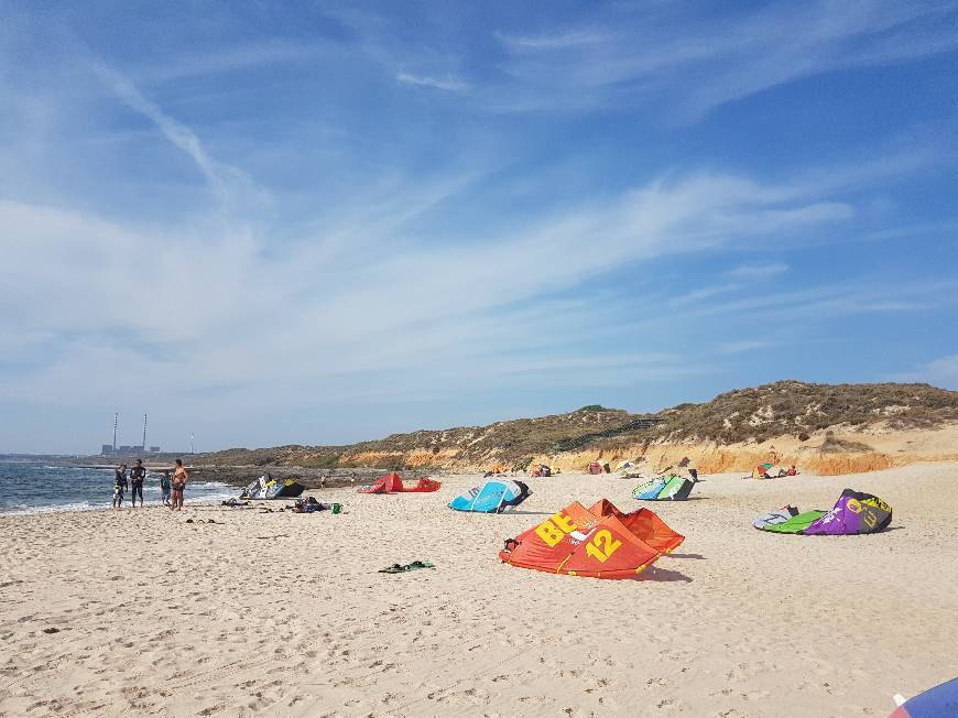 Lugar Praia da Vieirinha-Vale Figueiros