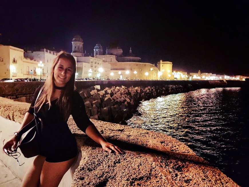 Place Cádiz