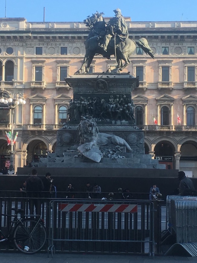 Place Piazza del Duomo