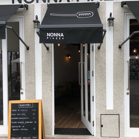 Restaurants Nonna Piazza