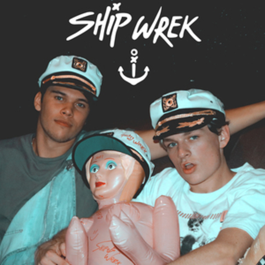 Ship Wrek & Zookeepers-ARK