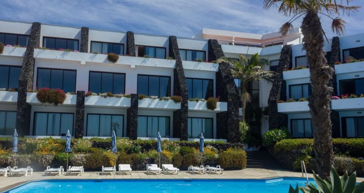 Lugar Caloura Hotel Resort