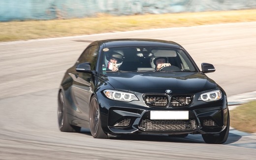 BMW M2 Reviews & Prices - New & Used M2 Models - MotorTrend