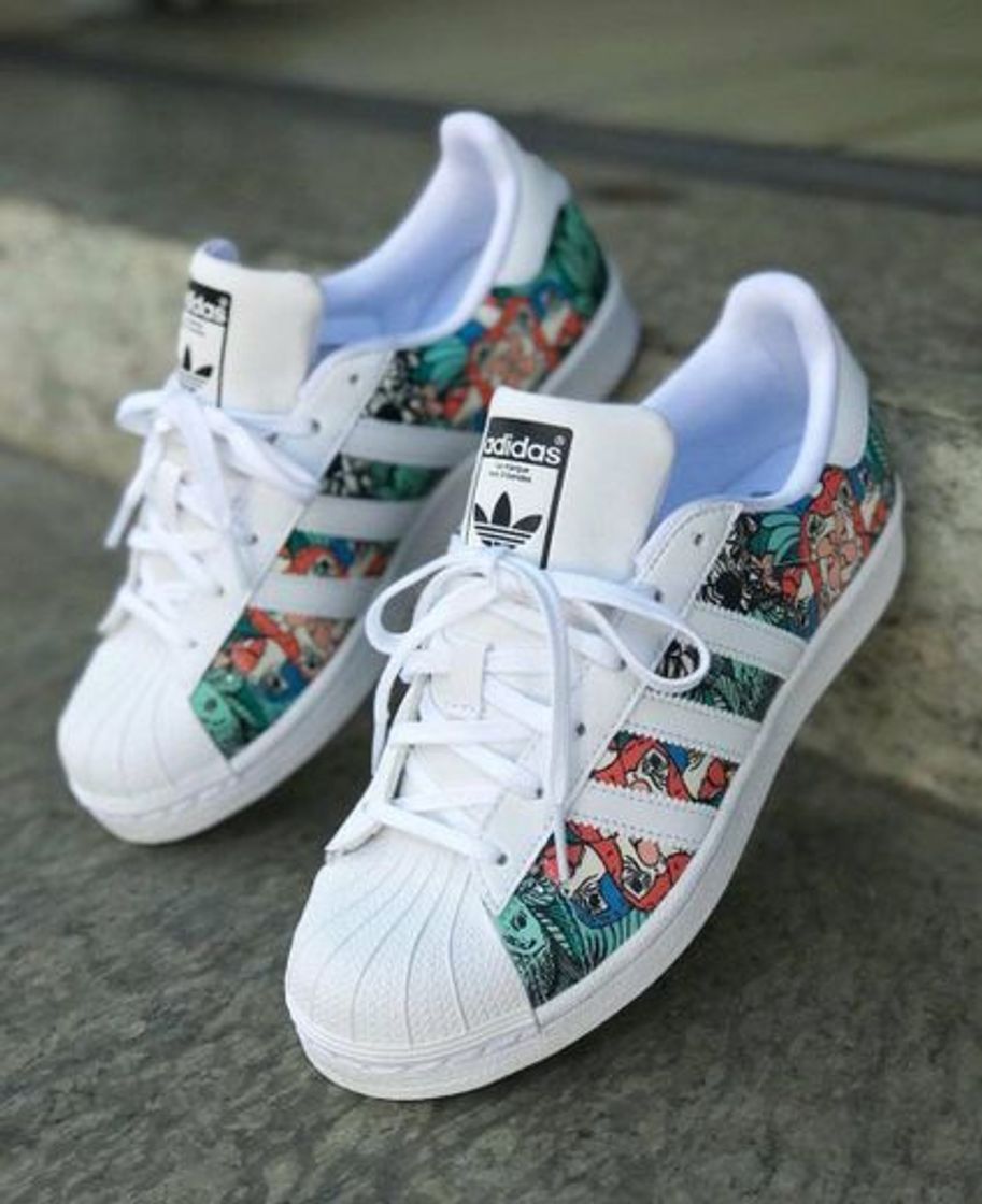 Social Adidas