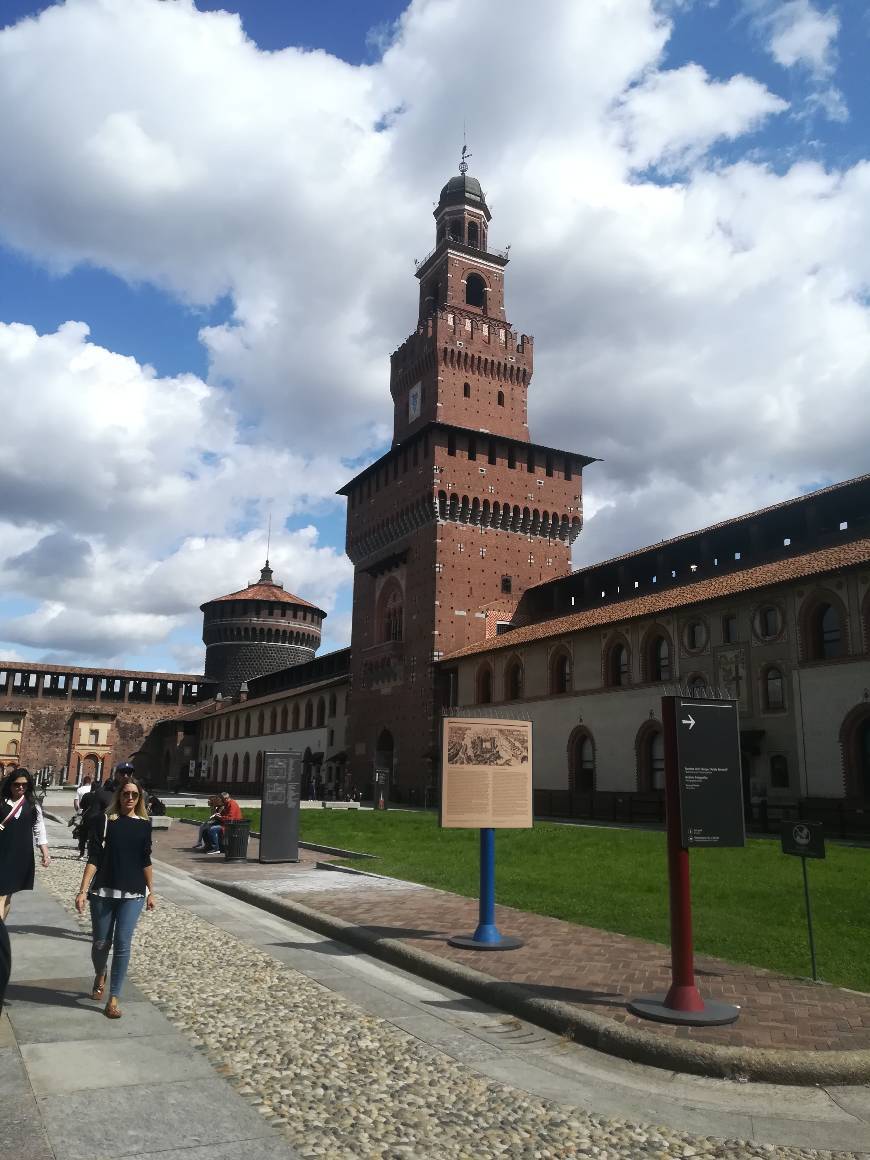 Lugar Castillo Sforzesco