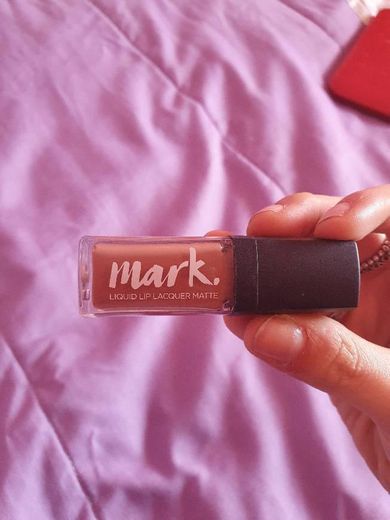 Avon Mark.Liquid Matte Lip Lacquer - Pinking about you