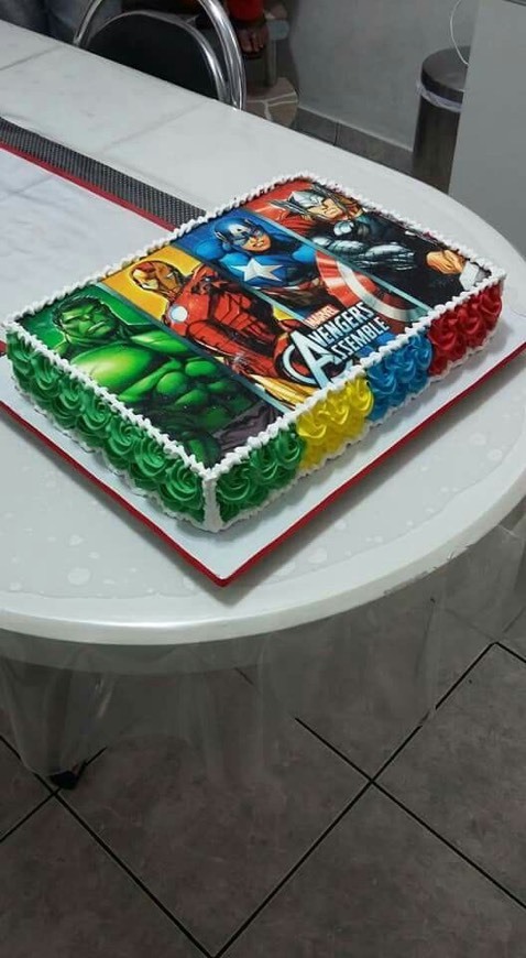 Fashion Avengers cake_1